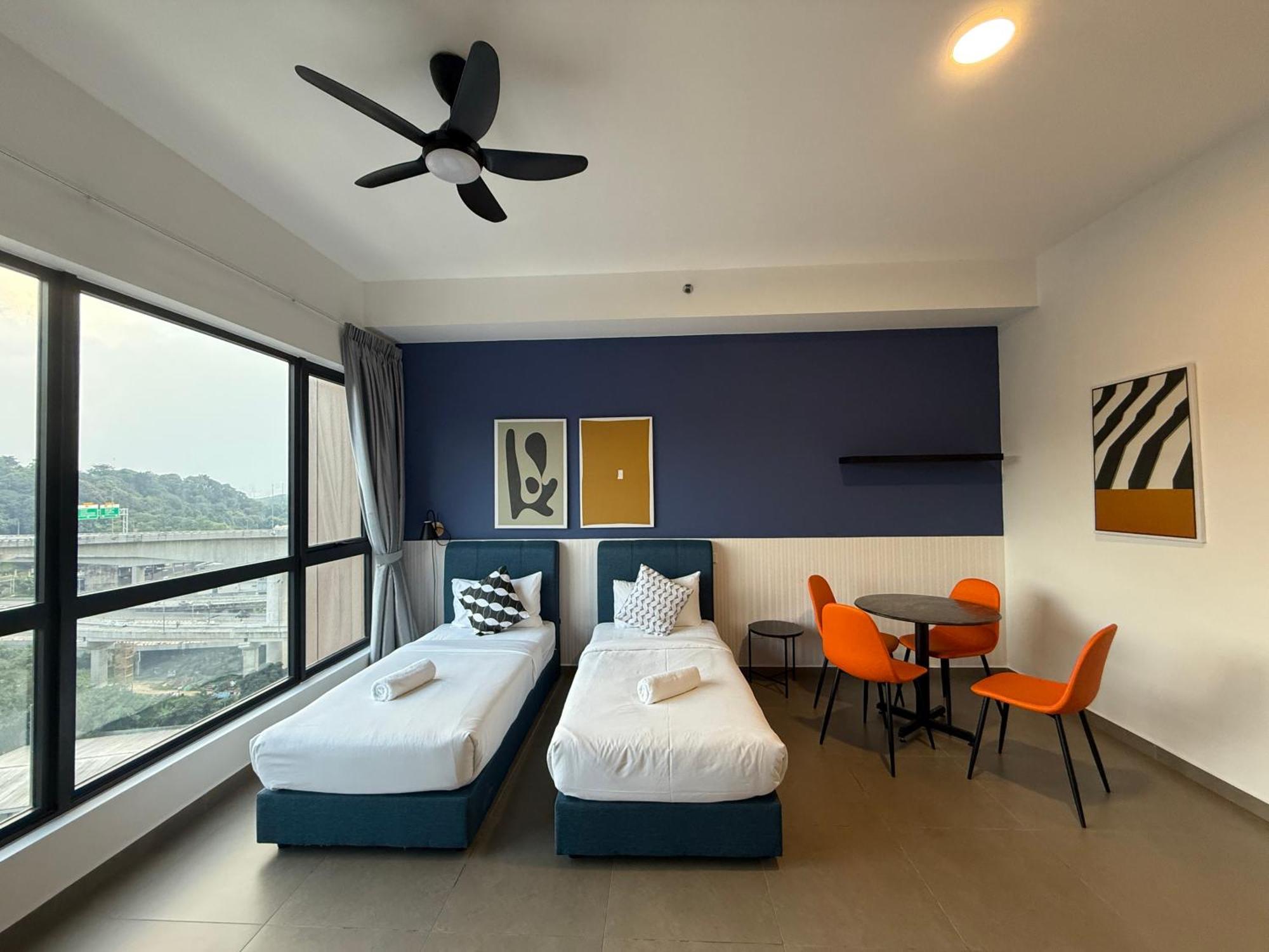 Mossaz Mana-Mana Suites Kuala Lumpur Petaling Jaya Esterno foto